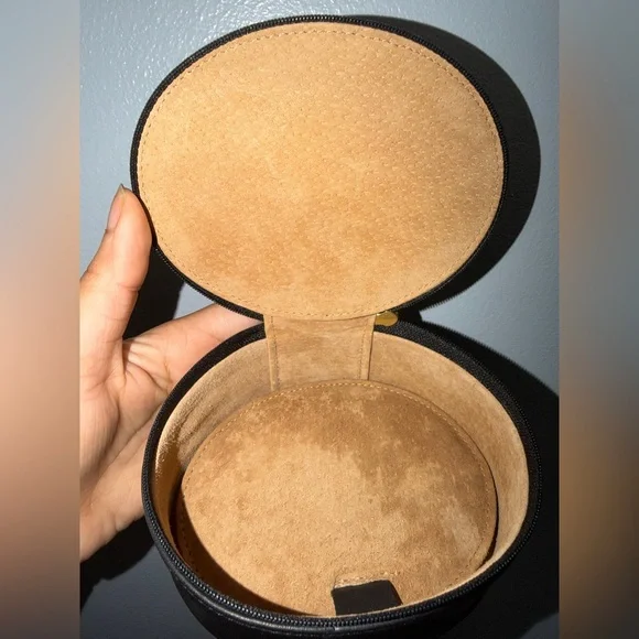 Coach Glove Tanned Leather and Pig Suede Jewelry Box - Picture 5 of 11